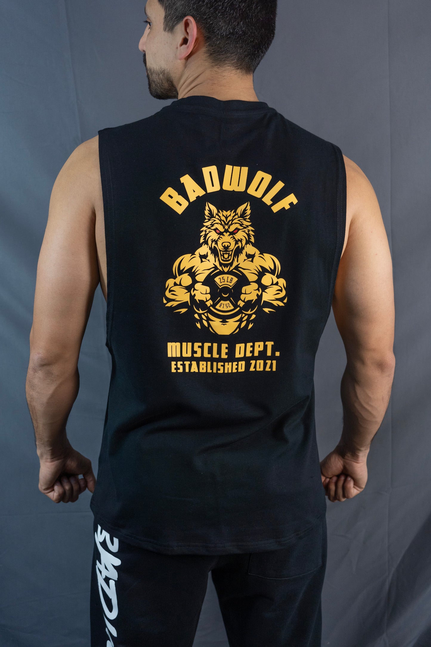 TANK TOP GOLD WOLF NEGRO